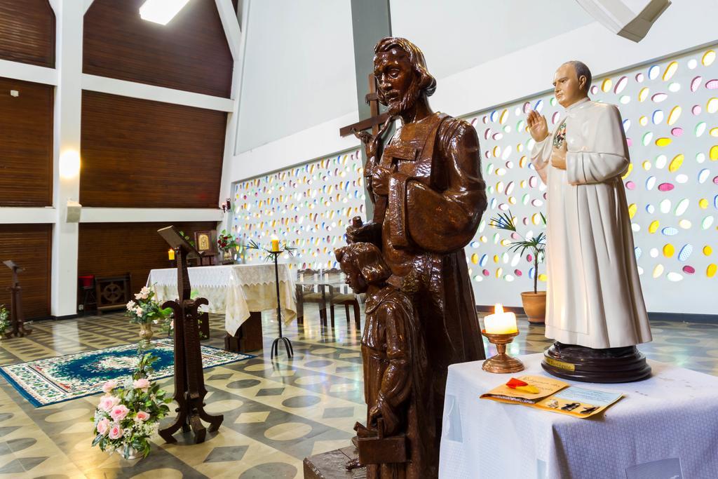 Pousada Sagrados Corações Pindamonhangaba Exterior foto