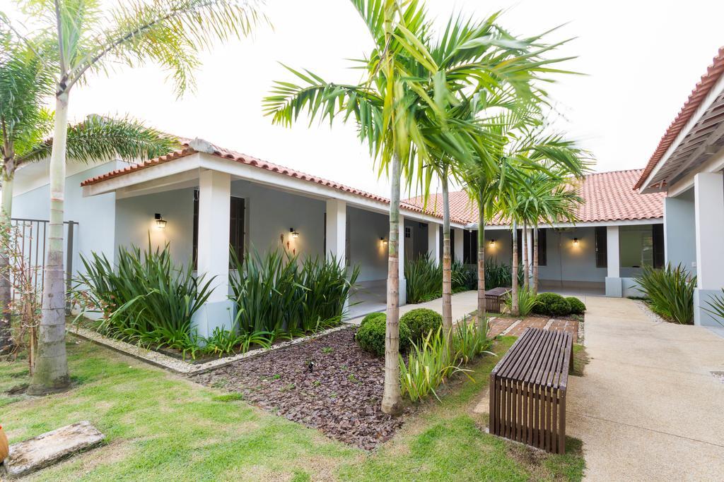 Pousada Sagrados Corações Pindamonhangaba Exterior foto